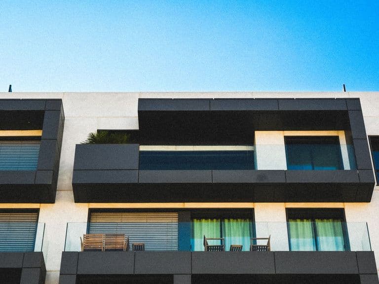 Sürgülü Cam Balkon kapak görseli