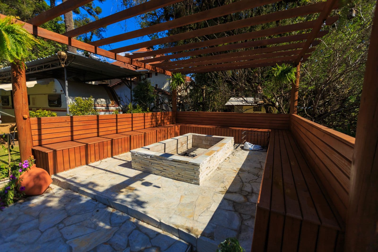 Villa Bahçesi Pergole Projesi kapak görseli